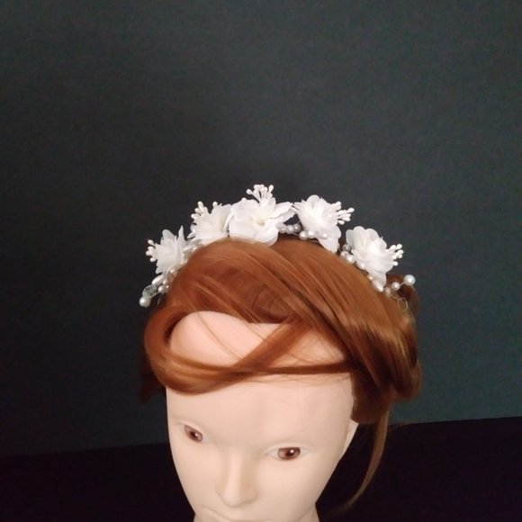 Flower and Crystal Pearl Bridal Crown / Floral Wedding Hair main image 15